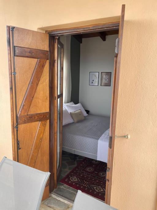 Almond Home Livadia  Extérieur photo